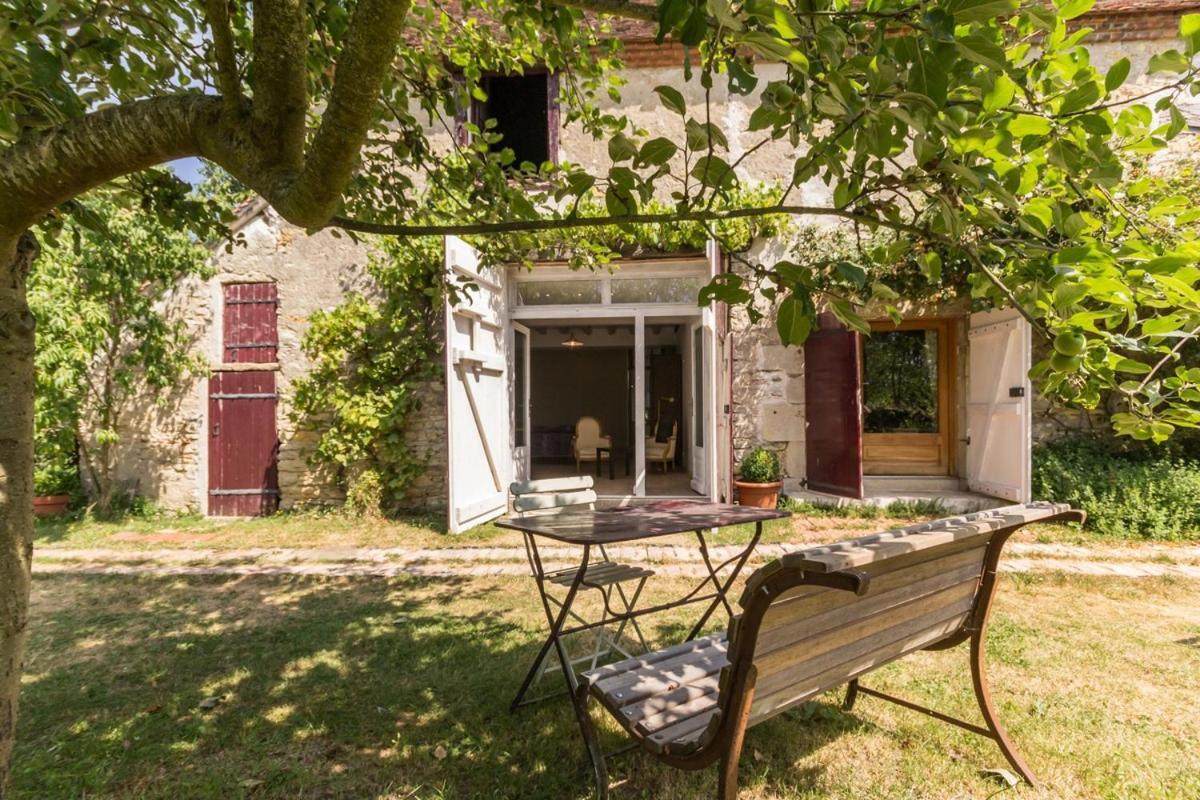 La Thibaude - Livry Bed & Breakfast Livry  ภายนอก รูปภาพ