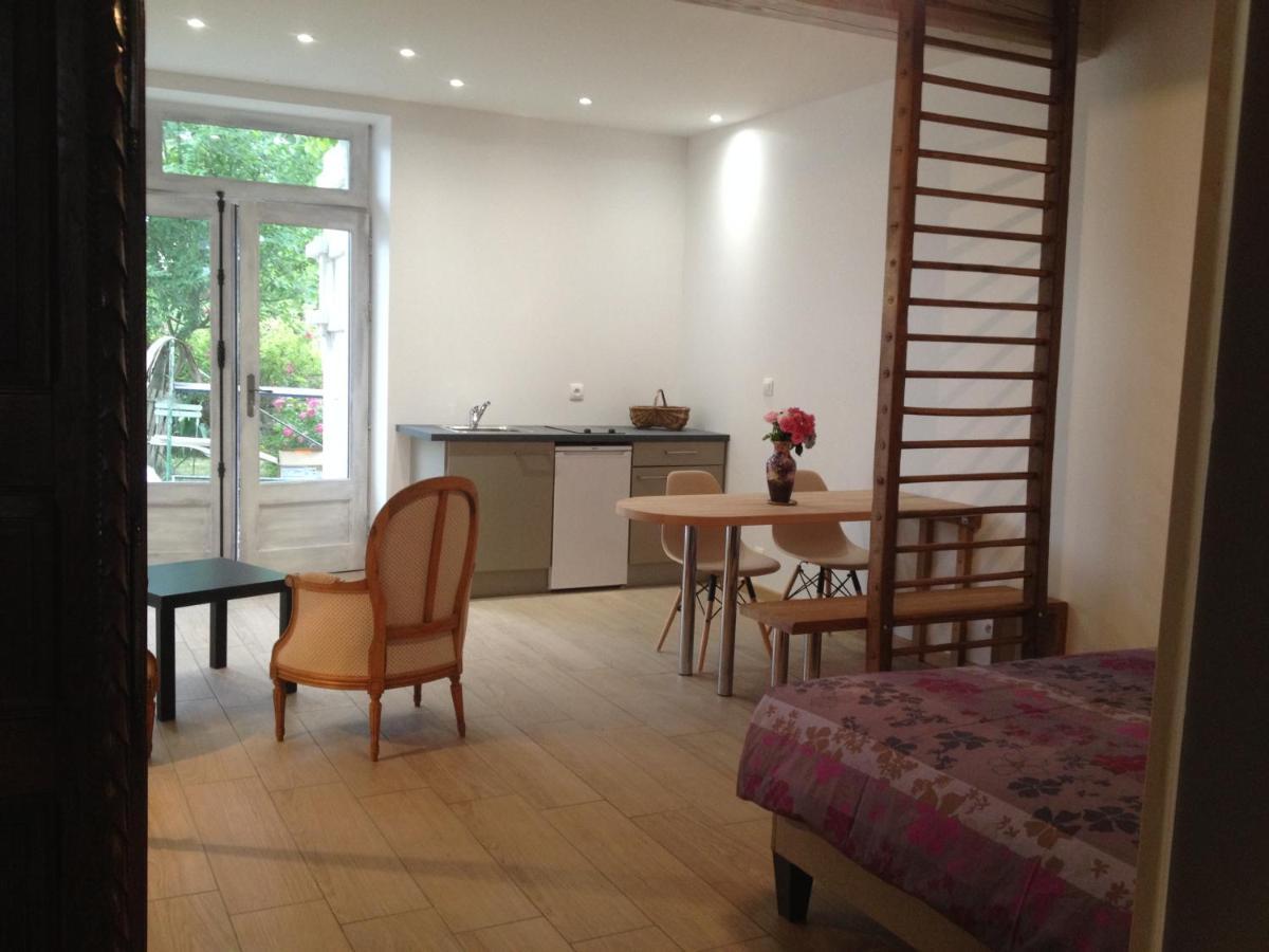 La Thibaude - Livry Bed & Breakfast Livry  ภายนอก รูปภาพ